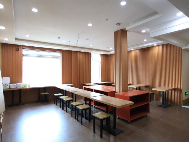 Greentree Inn Liaoning Dalian Railway Station South Shengli Square Express Hotel Екстер'єр фото