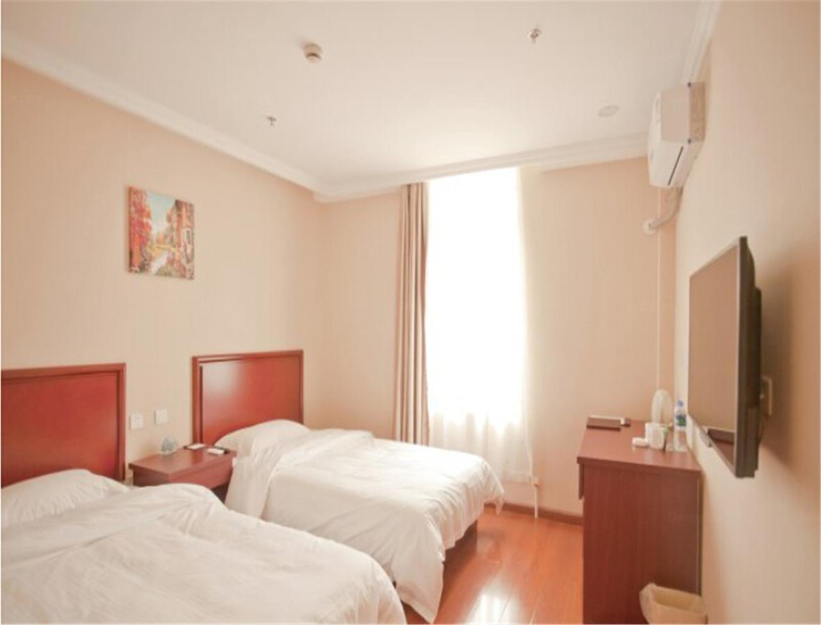 Greentree Inn Liaoning Dalian Railway Station South Shengli Square Express Hotel Екстер'єр фото